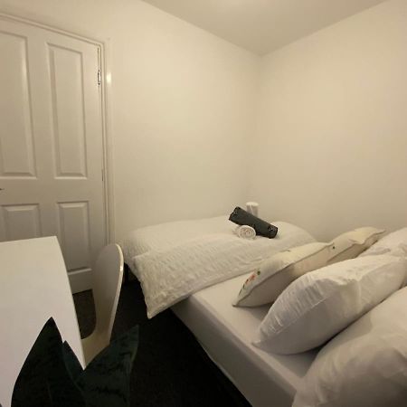 Nice Living Serviced Accommodations 3 Ковентри Экстерьер фото